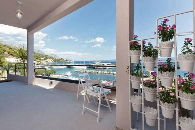 Apartments Romantica Jesenice  Buitenkant foto